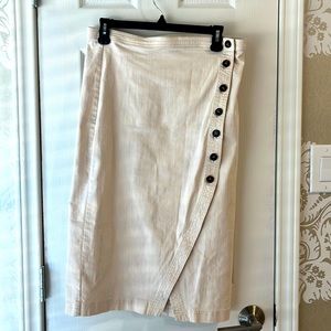 ASTR Fitted Cream Skirt